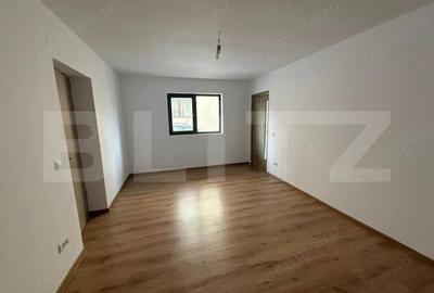 Casă cu Teren 454 Mp în Central - 6