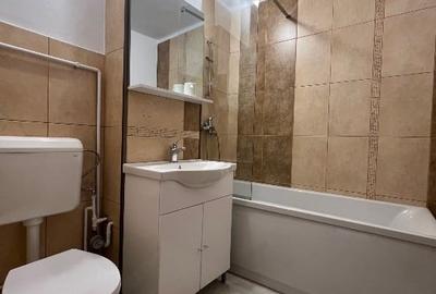 Închiriez apartament cu 3 camere în zona Lipovei - 8