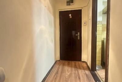 Apartament cu 2 camere semidecomandat în Bartolomeu