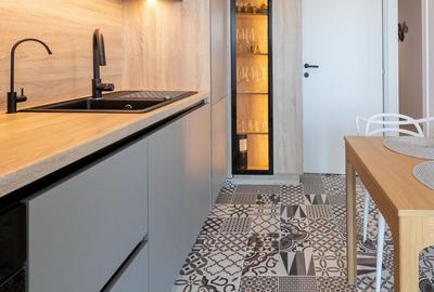 Apartament cu 3 camere decomandat, mobilat în 13 Septembrie - 9