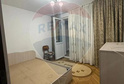 Apartament cu 3 camere de inchiriat in zona Central - 2