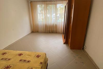 Garsoniera spatioasa cu centrala, parter, zona Narcisa - 3