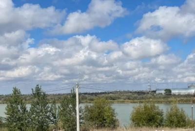 Casă cu 5 camere cu Teren 394 Mp în Agigea - 1