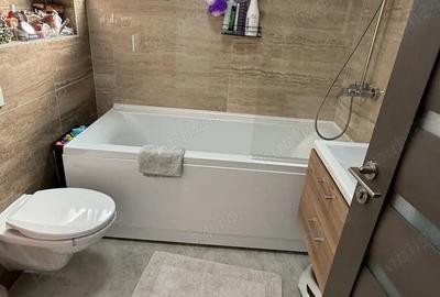 Apartament cu 3 camere decomandat în Central - 3