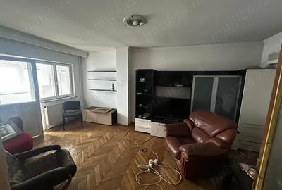 Apartament de vanzare 3 camere zona centrala Apartament de vanzare 3 camere zona centrala - 1