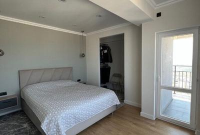 Apartament cu 2 camere decomandat în Planete - 2