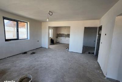 Casă cu 3 camere în Mărgineni - 10