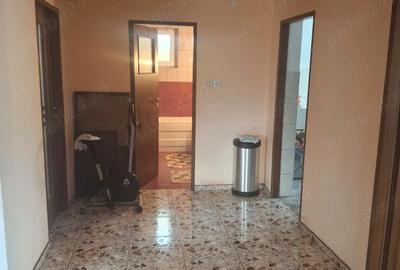 Casă cu 4 camere cu Teren 1300 Mp în Poarta Albă - 4