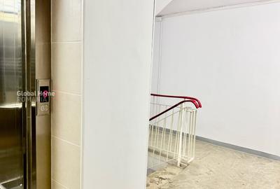 Apartament cu 4 camere semidecomandat, mobilat în 1 Mai - 31