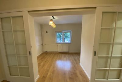 Apartament cu 2 camere decomandat în 13 Septembrie