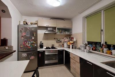 2 Case in oglinda 2 Case in oglinda - 2