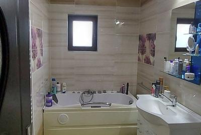 Apartament cu 2 camere decomandat în Central - 3