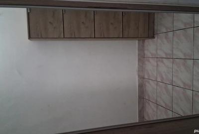 Inchiriez apartament 2 camere - 2