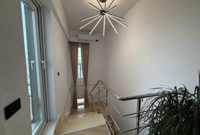 Apartament cu 4 camere decomandat în Cățelu - 3