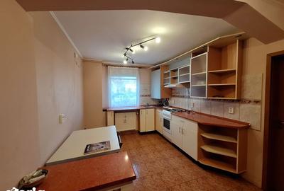 Apartament cu 2 camere semidecomandat, mobilat în Circumvalațiunii - 7