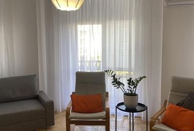 Garsoniera Alba Iulia, stradal, 10 minute de metrou, moderna, renovata, libera - 2