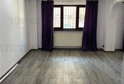 Apartament cu 3 camere semidecomandat, mobilat în Vidin-Progresul - 3