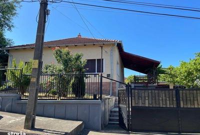 Casă cu 4 camere cu Teren 170 Mp în Central - 8