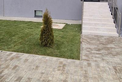 Spațiu comercial, de 55 mp, în Central - 1