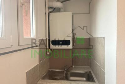 Apartament cu 2 camere decomandat în Astra - 11