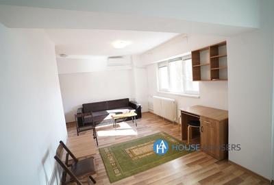 Garsonieră, mobilată în Romană