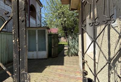 Casă cu 4 camere în Central - 2