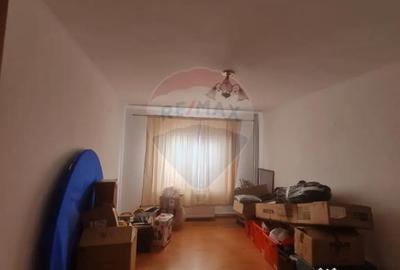 Casă cu 7 camere cu Canalizare în Mândrești-Munteni - 12