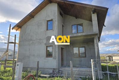 Casă individuală cu 5 camere cu Teren 448 Mp în Micești - 1