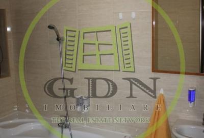 Hotel/Pensiune, de 305 mp, în Piața - 13