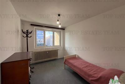 Apartament 3 camere + 2 balcoane cu o priveliste senzationala si pe fata si pe s - 17