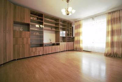 Proprietar ofer spre închiriere 3 camere BD Mircea Vodă