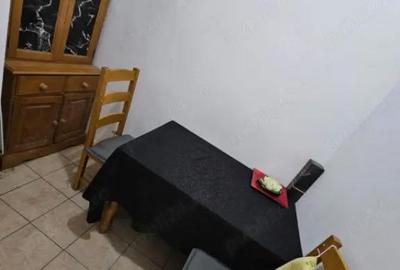 Apartament cu 2 camere semidecomandat în Complex Studențesc