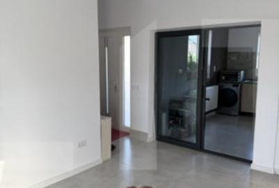 Casă cu 2 camere cu Teren 650 Mp în Central - 13