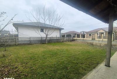 Casă cu 4 camere cu Teren 458 Mp în Săbăreni - 5