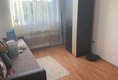 Apartament cu 3 camere semidecomandat în Central - 8
