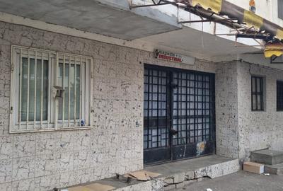 Spațiu comercial, 52 mp în 2 Moldoveni