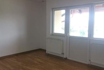 Casă cu 4 camere în Ștefănești - 7