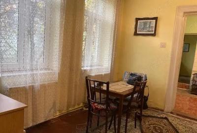 Casă cu 3 camere cu Teren 288 Mp în Pieptănari - 1