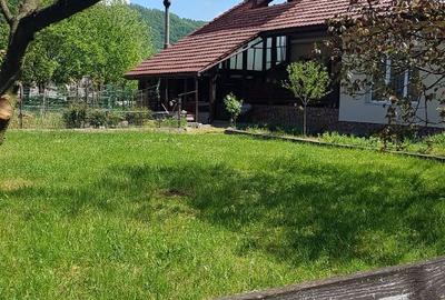 Casă cu 4 camere în Central - 13