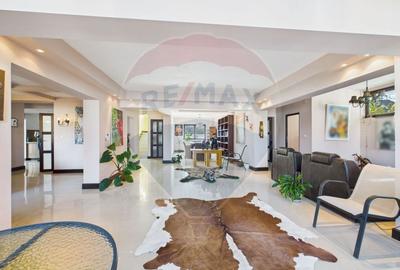 Vila spatioasa in zona centrala Breaza, 310 mp utili, teren 610 mp - 2