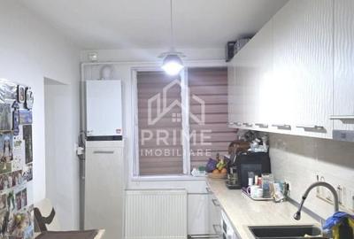 Apartament cu 2 camere decomandat în Cetate