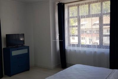Casă cu Teren 900 Mp în Central - 9