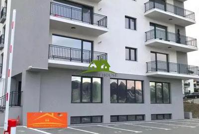 Spatiu comercial nou amenajat 2 intrari/2bai/2centrale/PVC tripan - 4