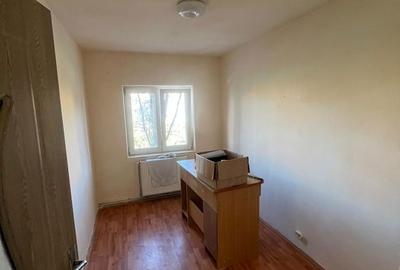 Apartament cu 4 camere decomandat în Micro 17 - 6