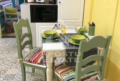 Se vand 2 apartamene ultrafinisate in centru orasului. - 1