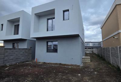 Duplex despartit prin camera tehnica M. Noua - 2