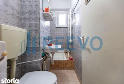 Apartament cu 4 camere decomandat în 9 Mai - 3