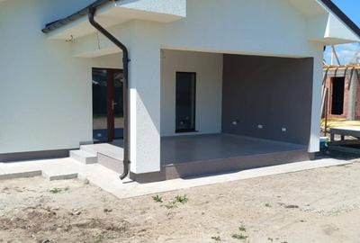 Casă cu 4 camere în Central - 5