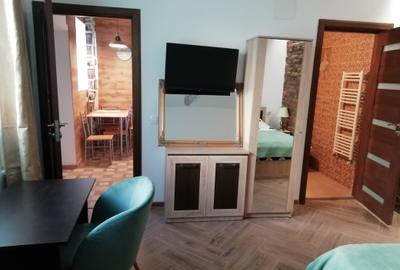 Corp de casa 4 camere liber la vanzare zona AFI - 20