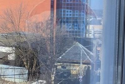 Spațiu comercial, de 202.35000610352 mp, în Central - 10